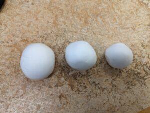 Clay snowballs